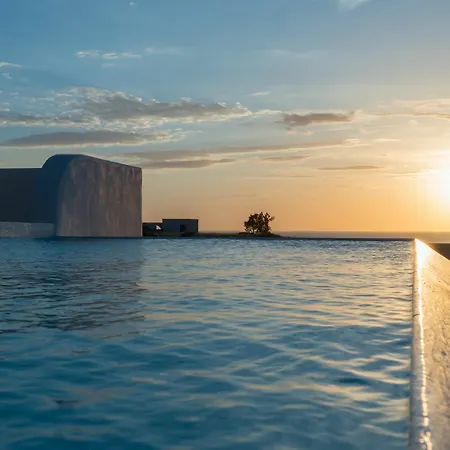Villa Azar Imerovigli (Santorini)